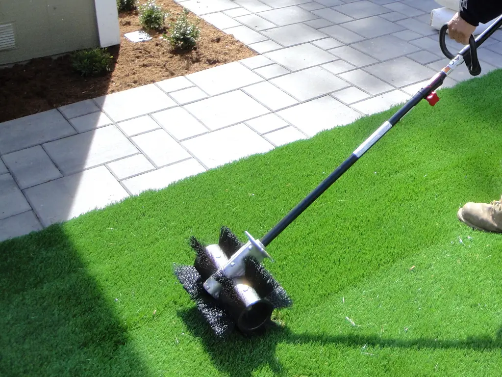 Artificial Grass Lawn Care Maintenance Service National ...