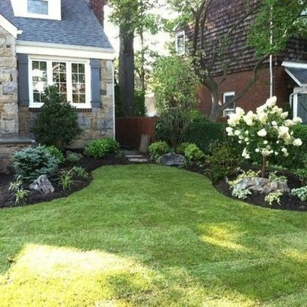 Beautiful and Cheap Simple Front Yard Landscaping Ideas 04