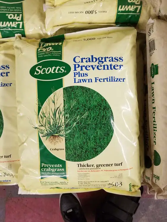 Crabgrass Preventer plus Lawn Fertilizer by Scotts ...