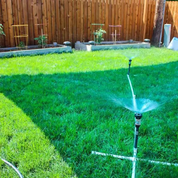 Do It Yourself Above Ground Sprinkler System / Above Ground Irrigation ...