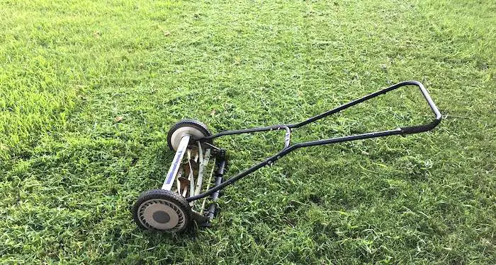 How Do I Get Rid Of Old Lawn Mowers