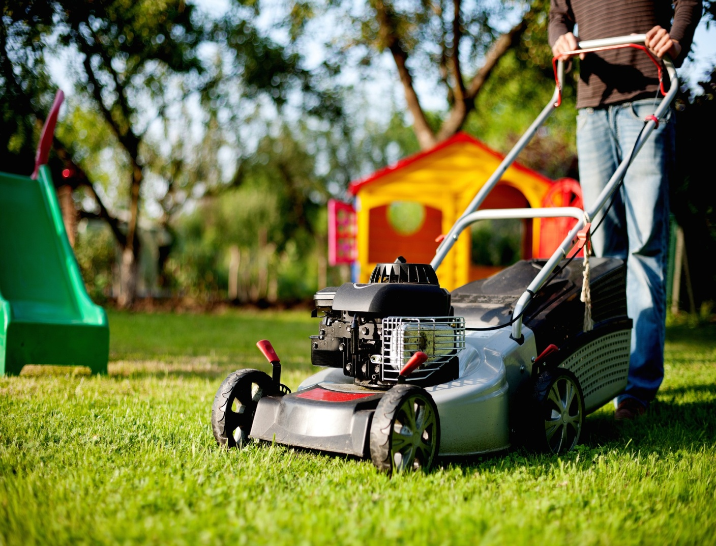 How Much Does Lawn Care Typically Cost