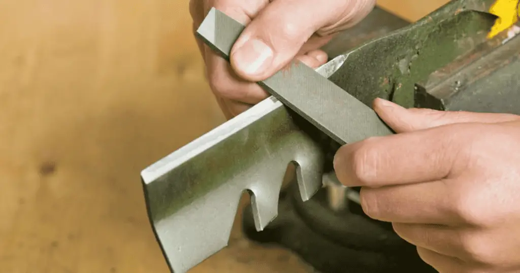 How To Sharpen Lawn Mower Blades at Home