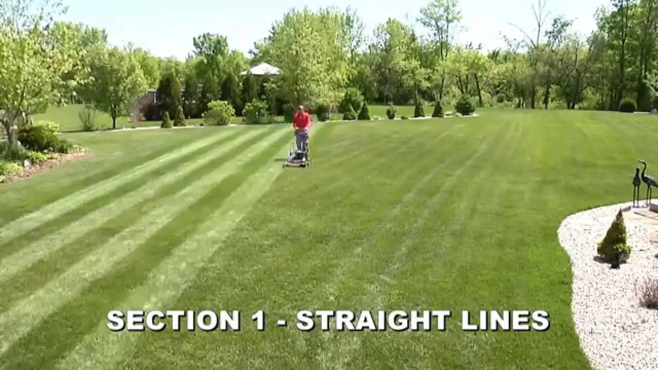 How to Stripe Your Lawn â 30â? Lawn Striping System