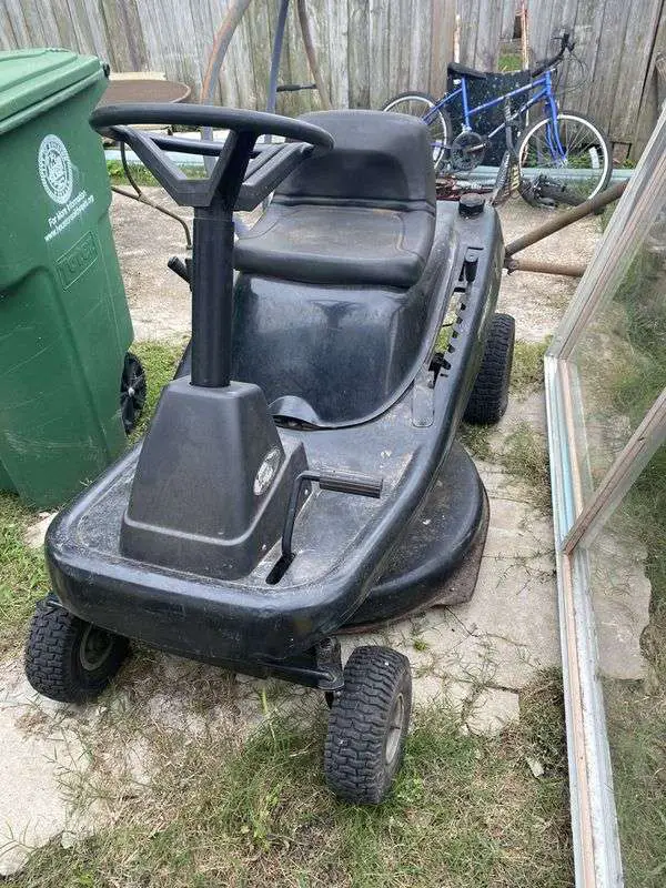 Murray riding lawn mower Willing to trade aswell for Sale in Houston ...