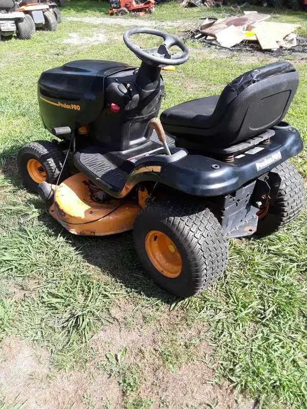 Poulan pro riding mower for Sale in Memphis, IN