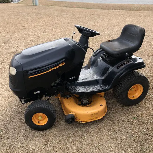Poulan Riding Lawnmower Pro for Sale in Garner, NC