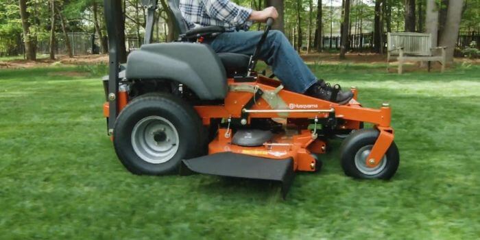 Top 10 Best Riding Lawn Mowers for 2 Acres Review August 2020