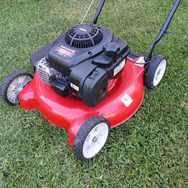 Yard Machine side throw lawn mower. for Sale in Covina, CA